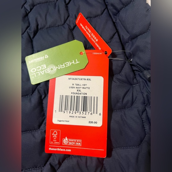 🔥🔥The North Face ThermoBall NAVY color Zip Hoodie - Picture 2 of 6